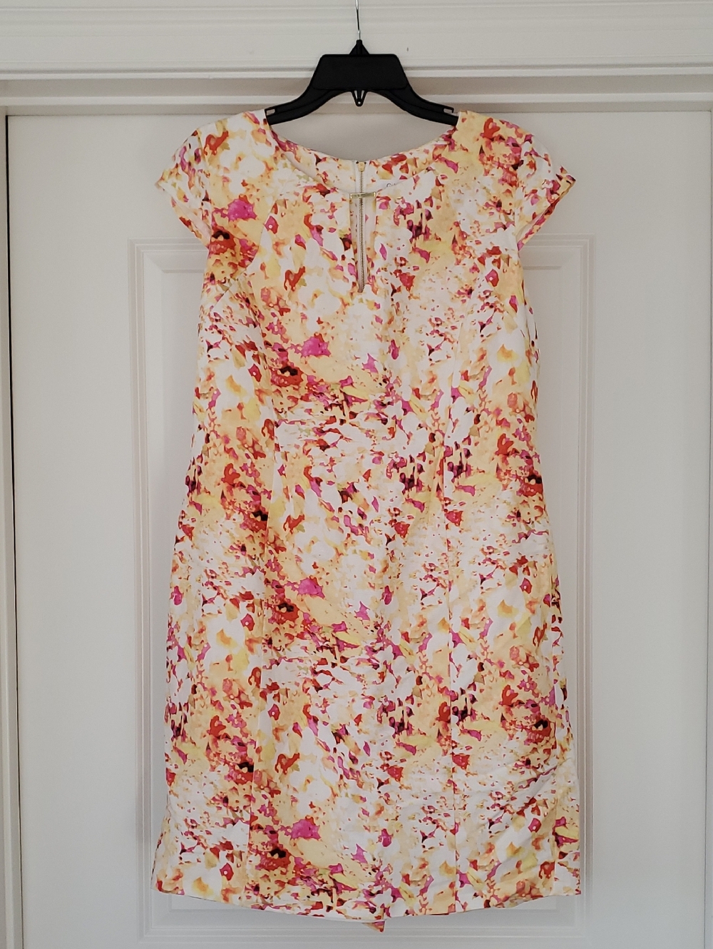 Calvin Klein Yellow & Pink Painterly Cap-Sleeve Shift Dress